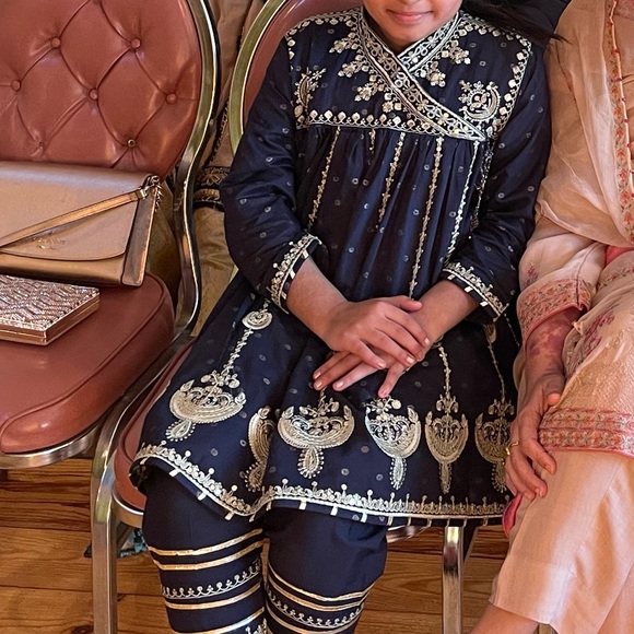 ethnic girls dress - Picture 3 of 12